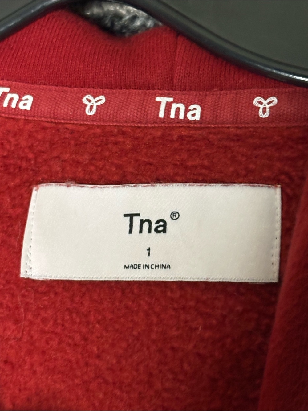 TNA Airy Fleece Women's Red Pullover Hoodie Sweatshirt Size 1 XS Oversized Boxy - Picture 4 of 7